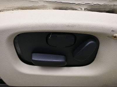 2013 Lincoln MKS Base