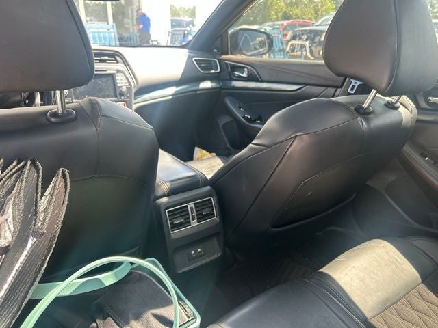 2019 Nissan Maxima SR