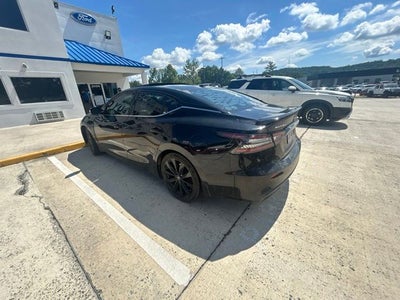 2019 Nissan Maxima SR