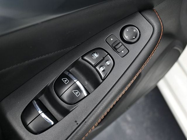 2023 Nissan Maxima SR