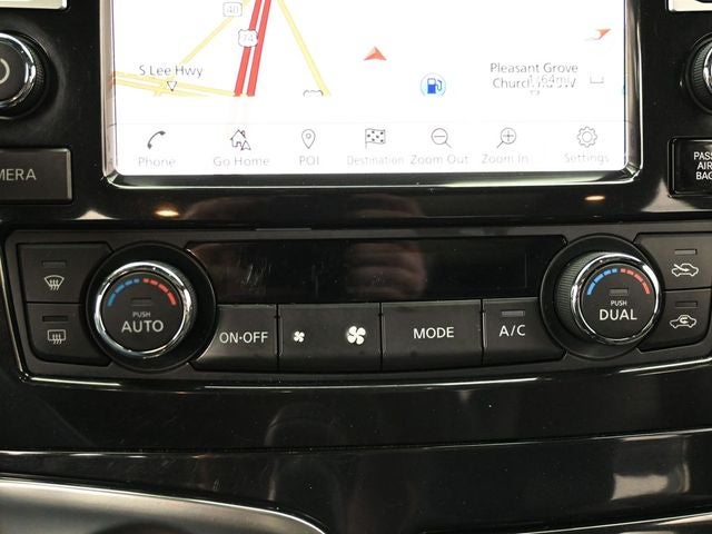 2023 Nissan Maxima SR