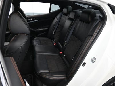 2023 Nissan Maxima SR