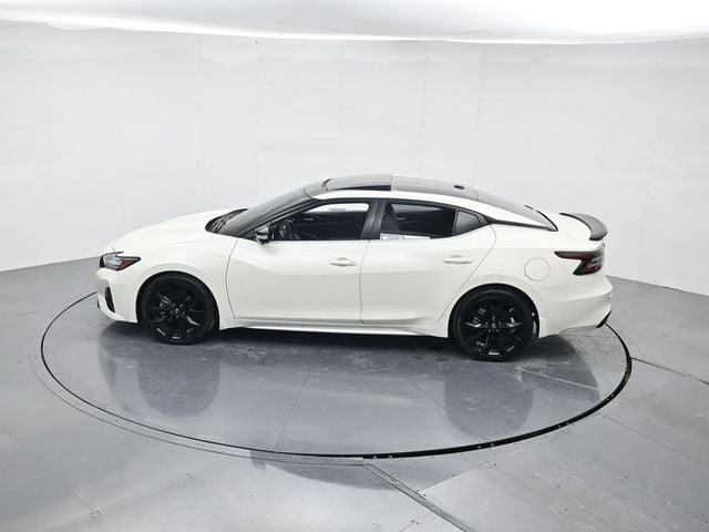 2023 Nissan Maxima SR