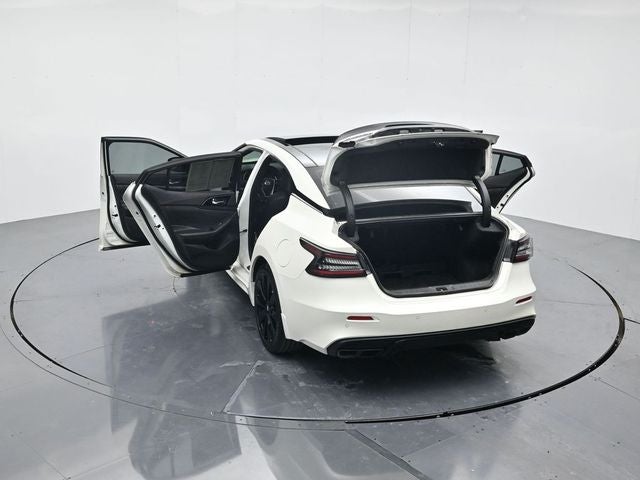 2023 Nissan Maxima SR