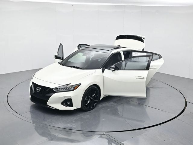 2023 Nissan Maxima SR