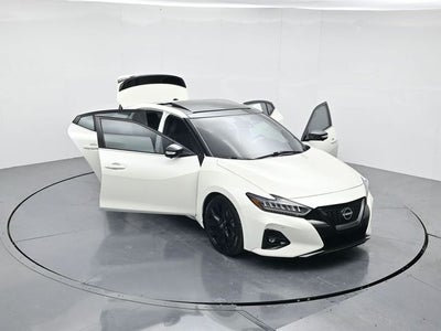 2023 Nissan Maxima SR