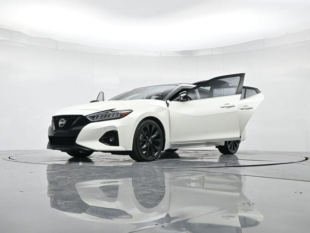 2023 Nissan Maxima SR