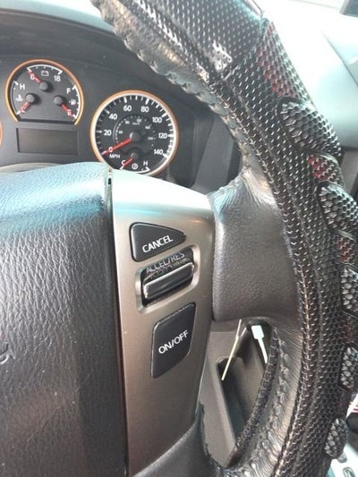 2015 Nissan Titan SV