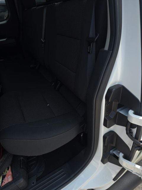 2015 Nissan Titan SV