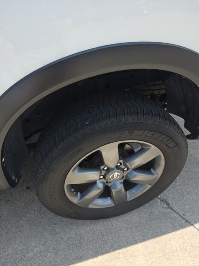 2015 Nissan Titan SV