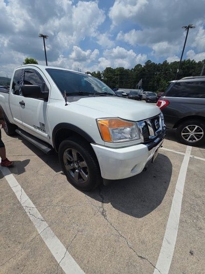 2015 Nissan Titan SV