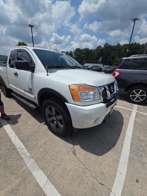 2015 Nissan Titan SV