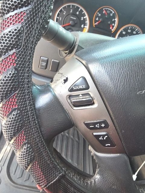 2015 Nissan Titan SV
