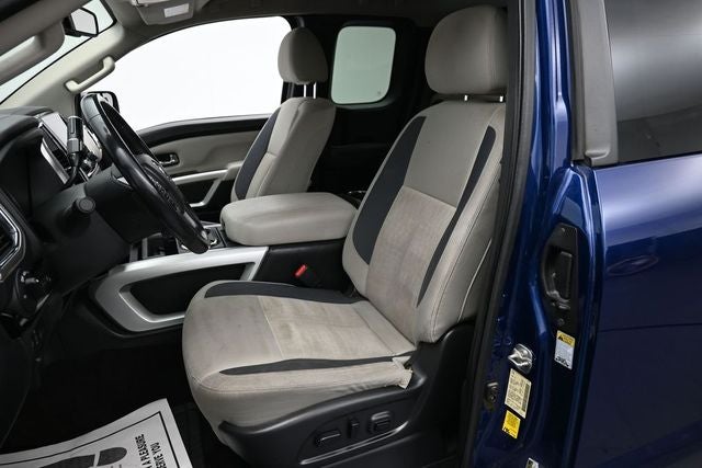 2020 Nissan Titan SV