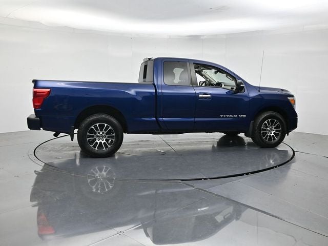 2020 Nissan Titan SV