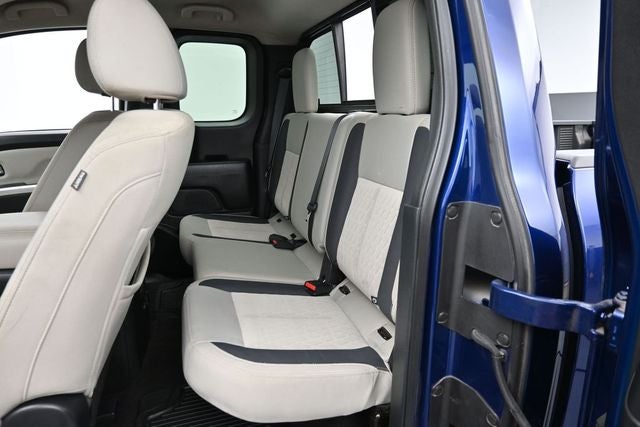 2020 Nissan Titan SV