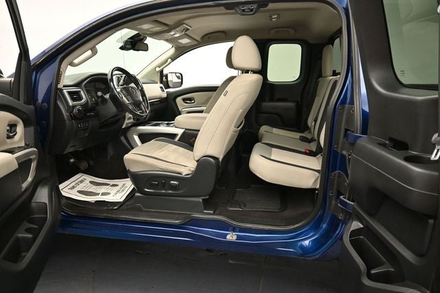 2020 Nissan Titan SV