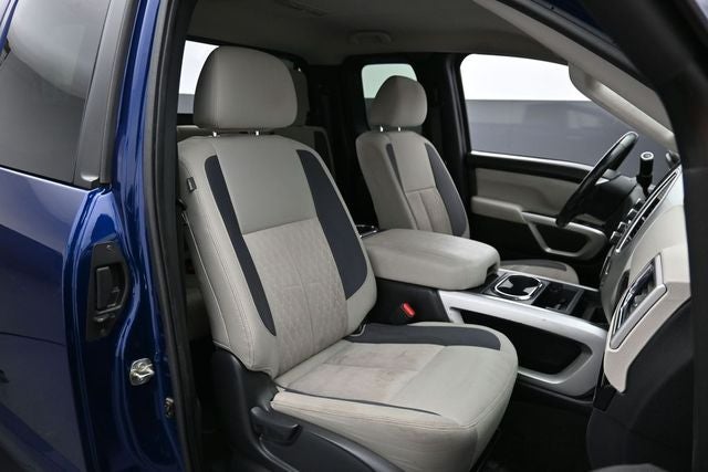 2020 Nissan Titan SV