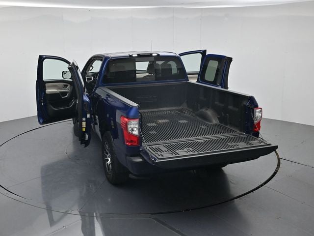 2020 Nissan Titan SV