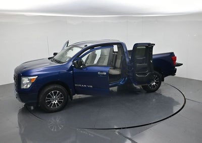 2020 Nissan Titan SV