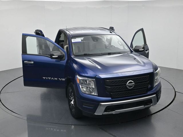 2020 Nissan Titan SV