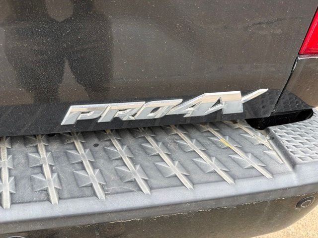 2017 Nissan Titan PRO-4X