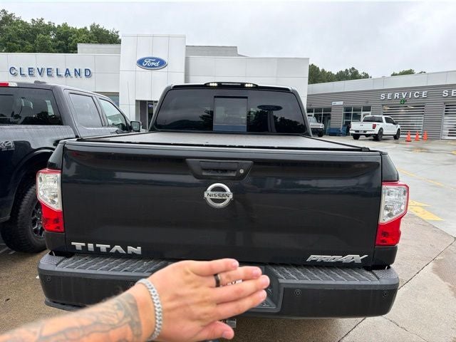 2017 Nissan Titan PRO-4X