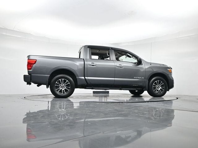 2021 Nissan Titan SV