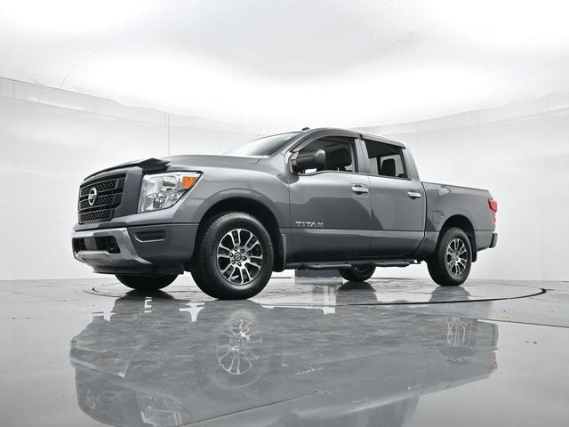 2021 Nissan Titan SV