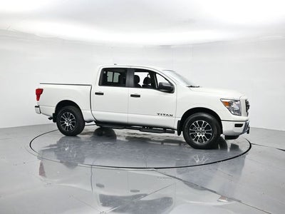 2024 Nissan Titan SV