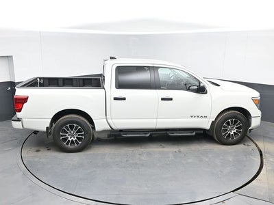 2024 Nissan Titan SV