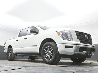 2024 Nissan Titan SV