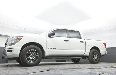 2024 Nissan Titan SV