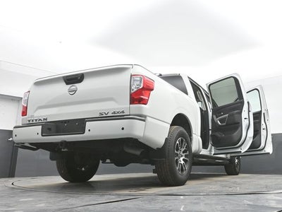 2024 Nissan Titan SV