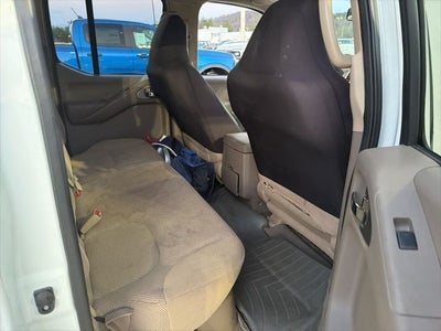 2016 Nissan Frontier SV