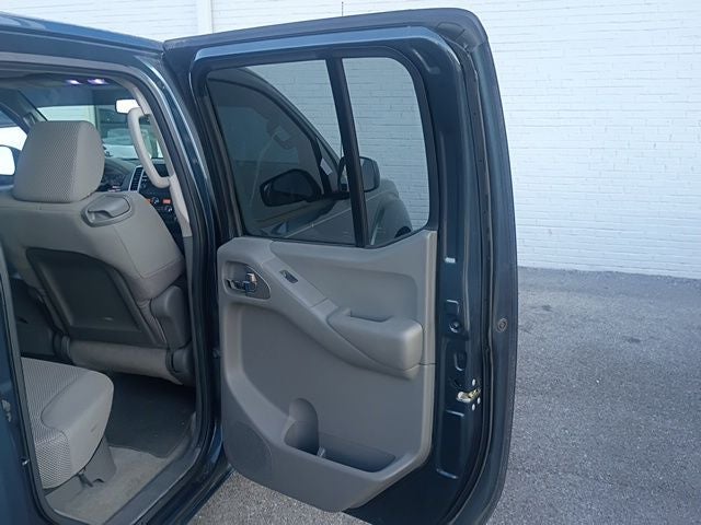 2013 Nissan Frontier SV