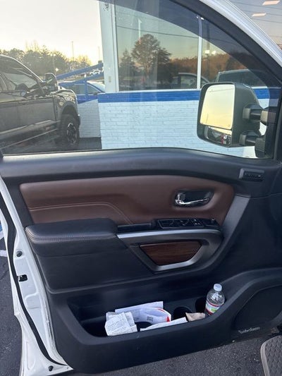 2017 Nissan Titan XD Platinum Reserve