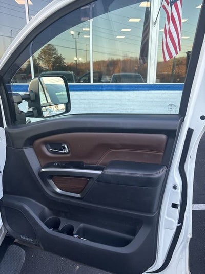 2017 Nissan Titan XD Platinum Reserve