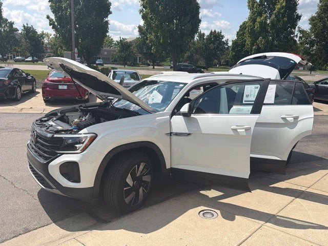 2025 Volkswagen Atlas Cross Sport 2.0T SE w/Technology AWD