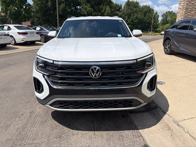 2025 Volkswagen Atlas Cross Sport 2.0T SE w/Technology AWD
