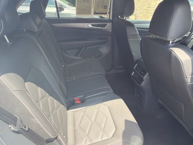 2025 Volkswagen Atlas Cross Sport 2.0T SE w/Technology AWD