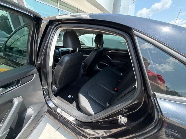 2020 Volkswagen Passat 2.0T R-Line