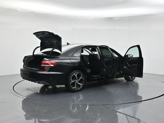 2020 Volkswagen Passat 2.0T R-Line