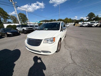 2011 Chrysler Town & Country Limited
