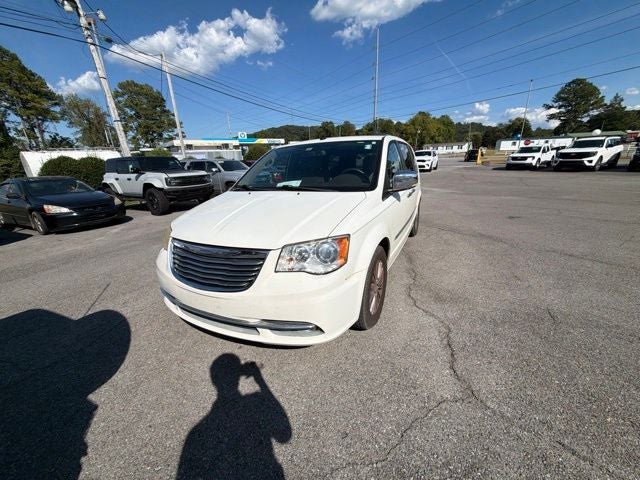2011 Chrysler Town & Country Limited