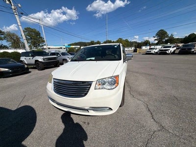 2011 Chrysler Town & Country Limited