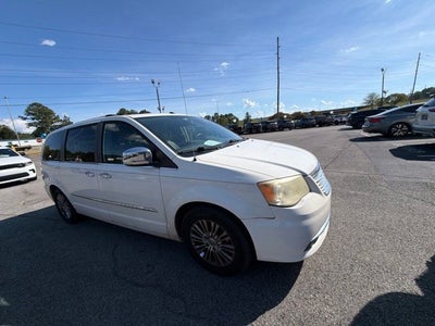 2011 Chrysler Town & Country Limited