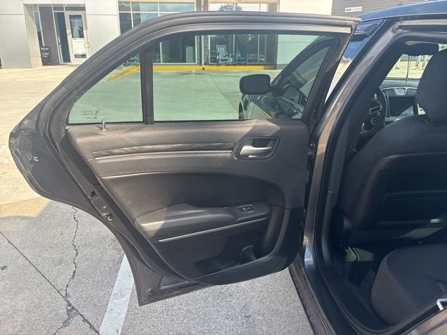 2018 Chrysler 300 Touring