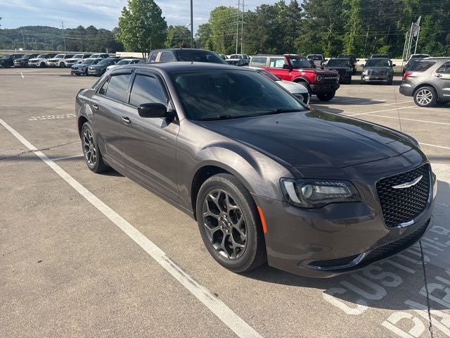 2018 Chrysler 300 Touring