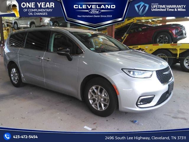 2024 Chrysler Pacifica Touring L